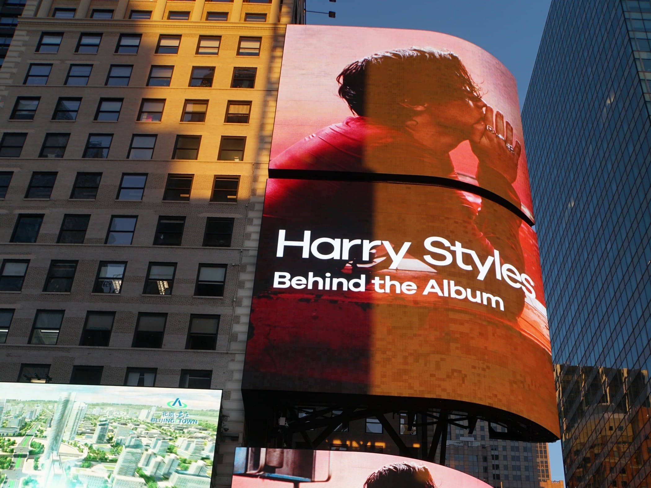 New York Times Square - Image by Holidays Beckon