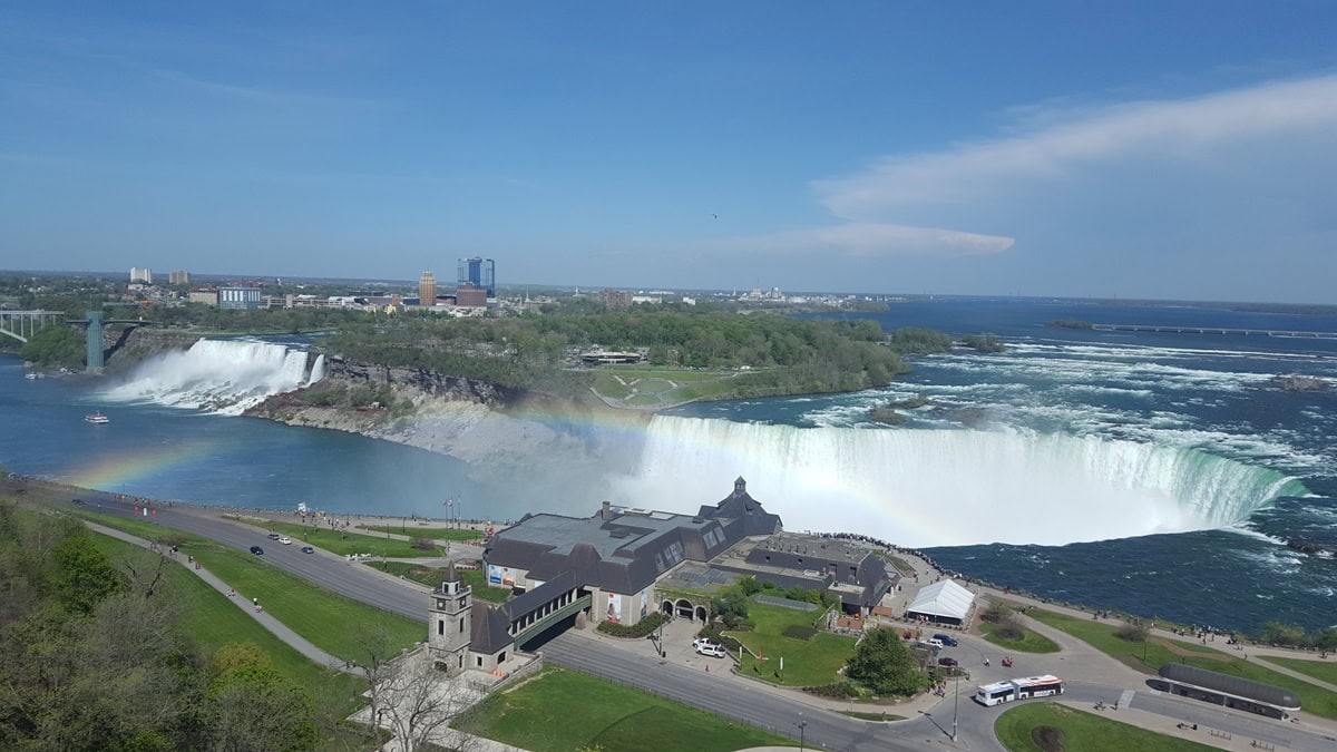 Niagara Falls - Image by Holidays Beckon