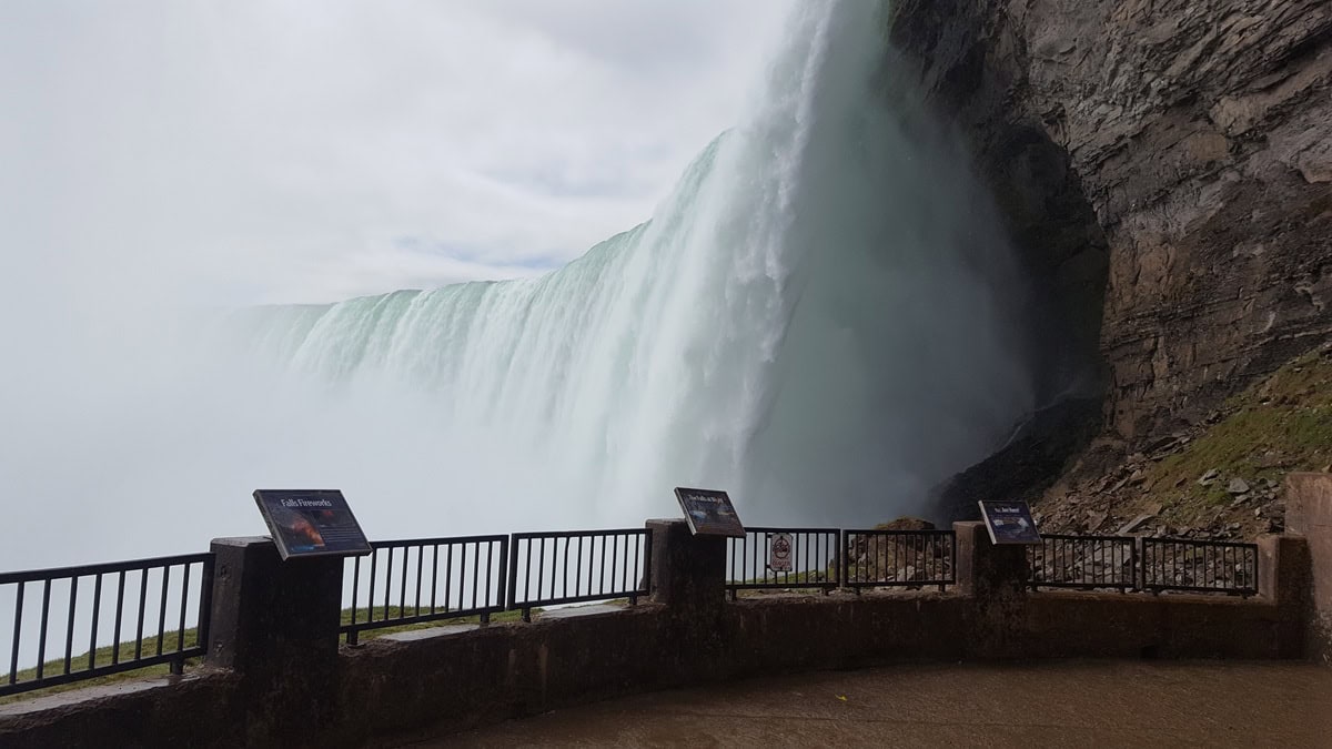 Niagara Falls - Image by Holidays Beckon