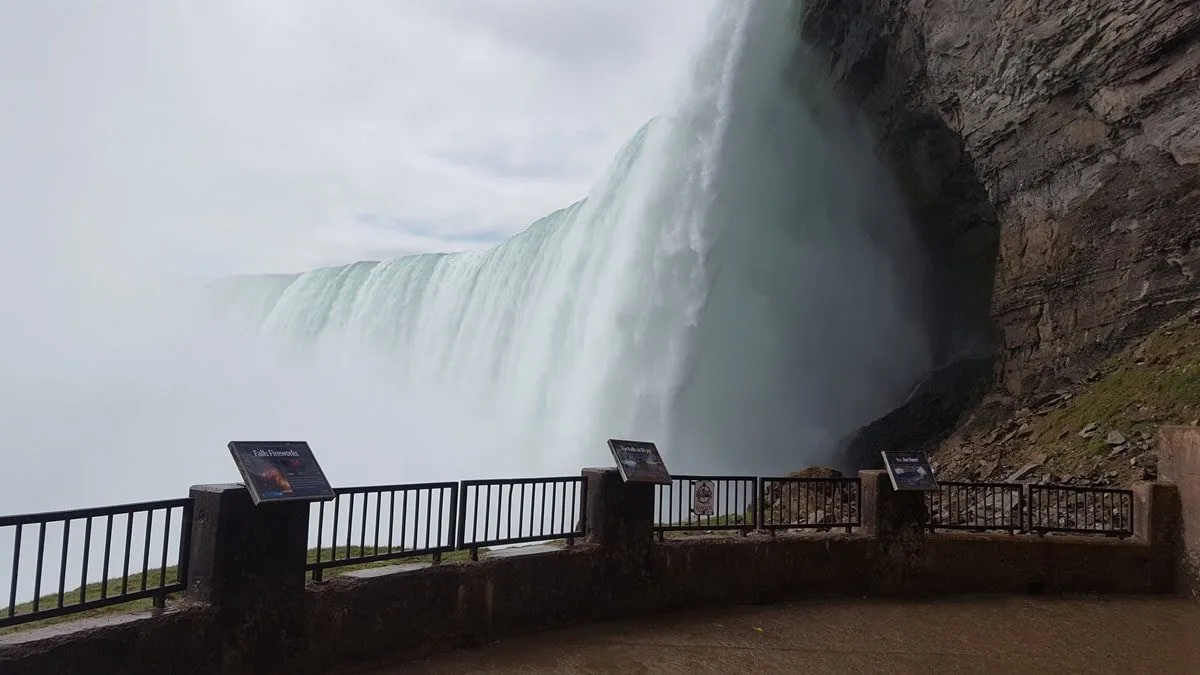 Niagara Falls - Image by Holidays Beckon