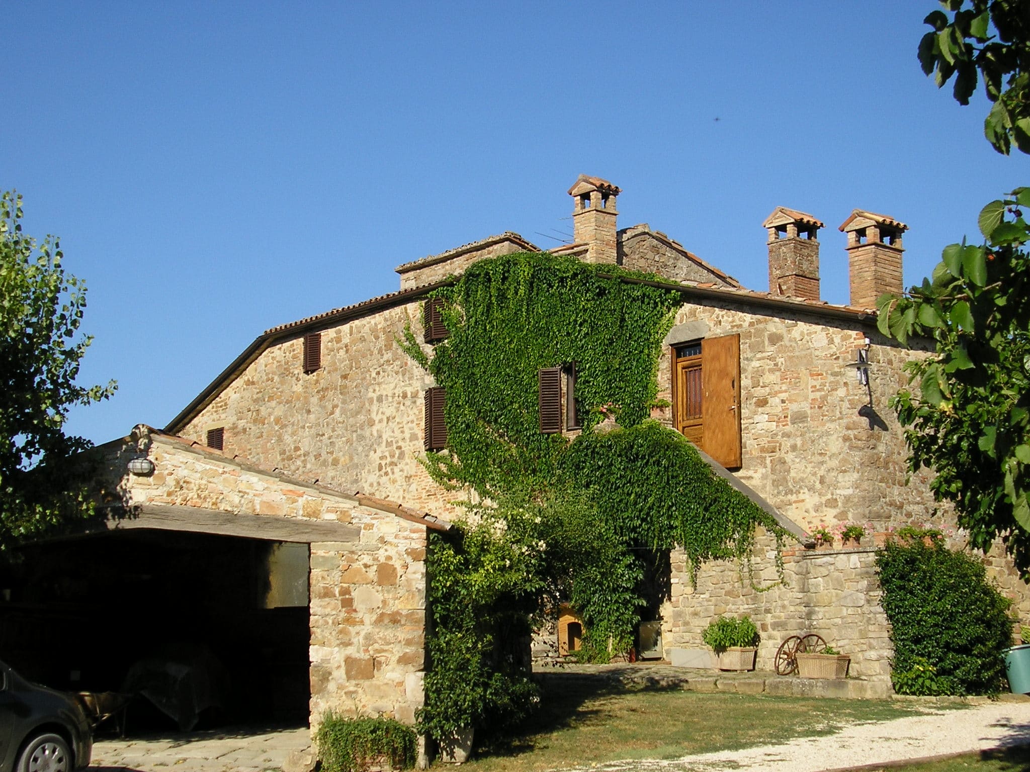 Villa in Todi, Umbria - Image by Holidays Beckon