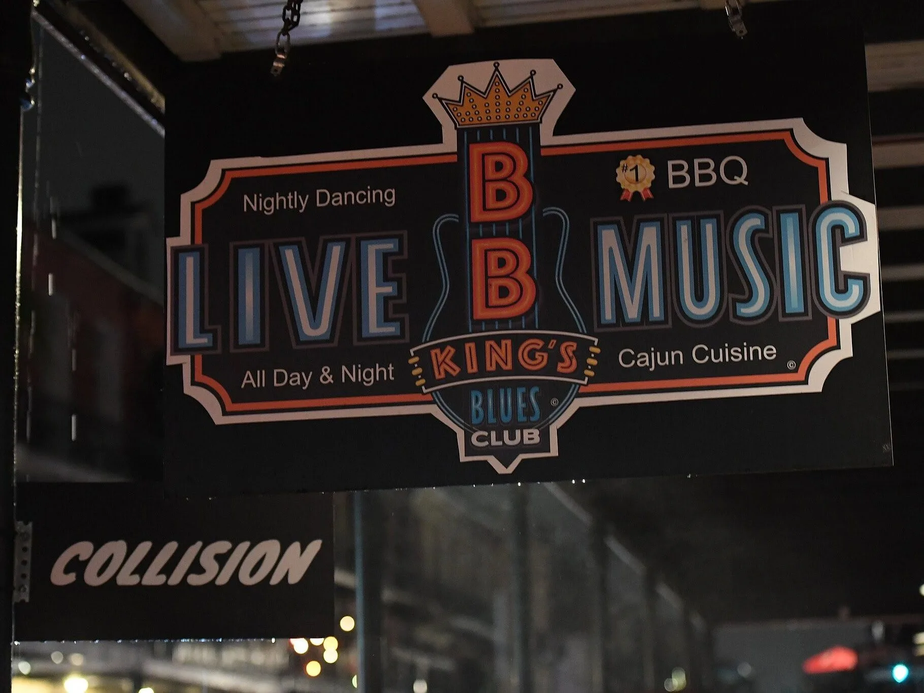 Blues Nightclub - Image by Collision Conf, CC BY 2.0 via Wikimedia Commons