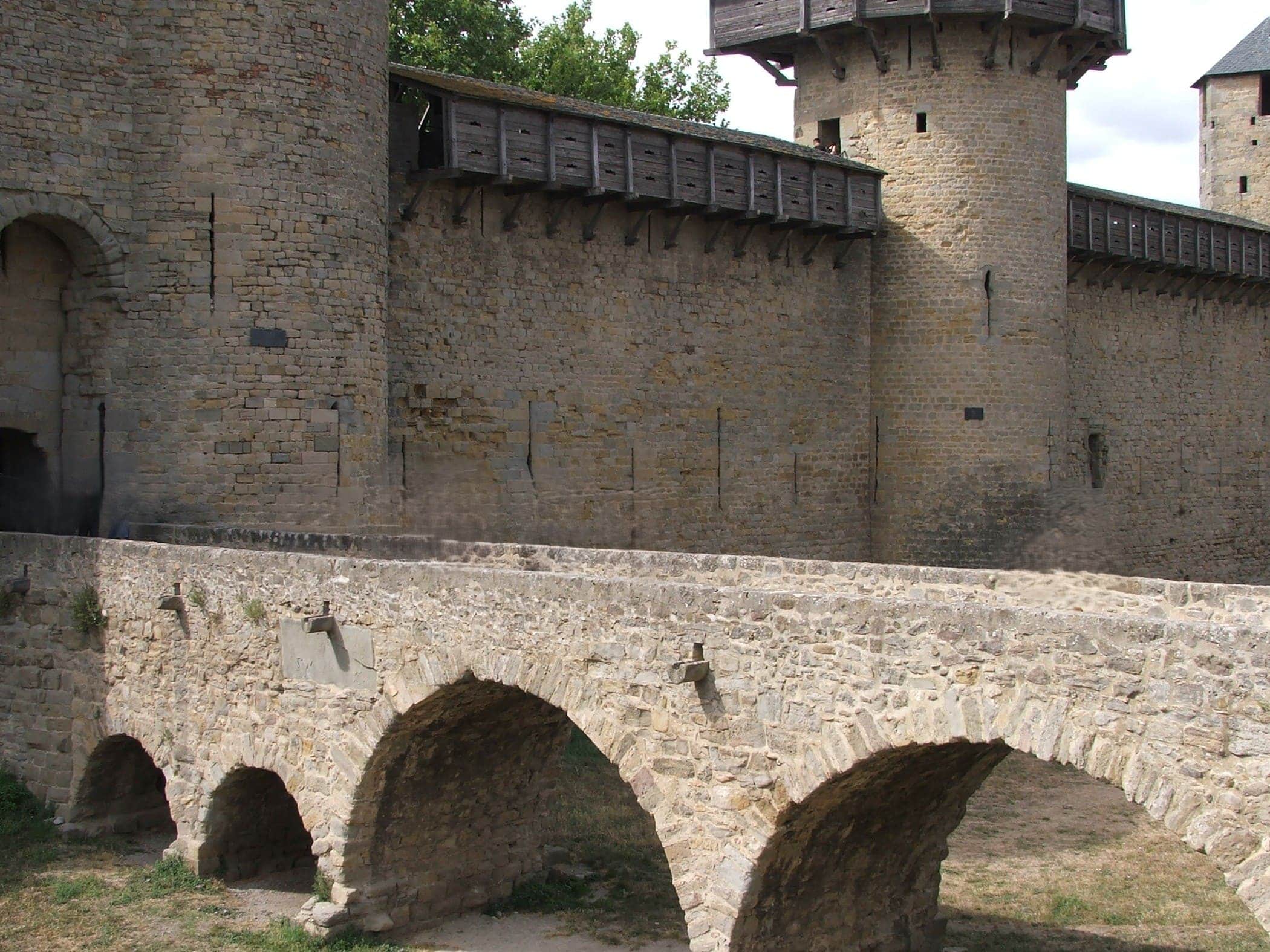 Carcassone Bridge - Image by Holidays Beckon