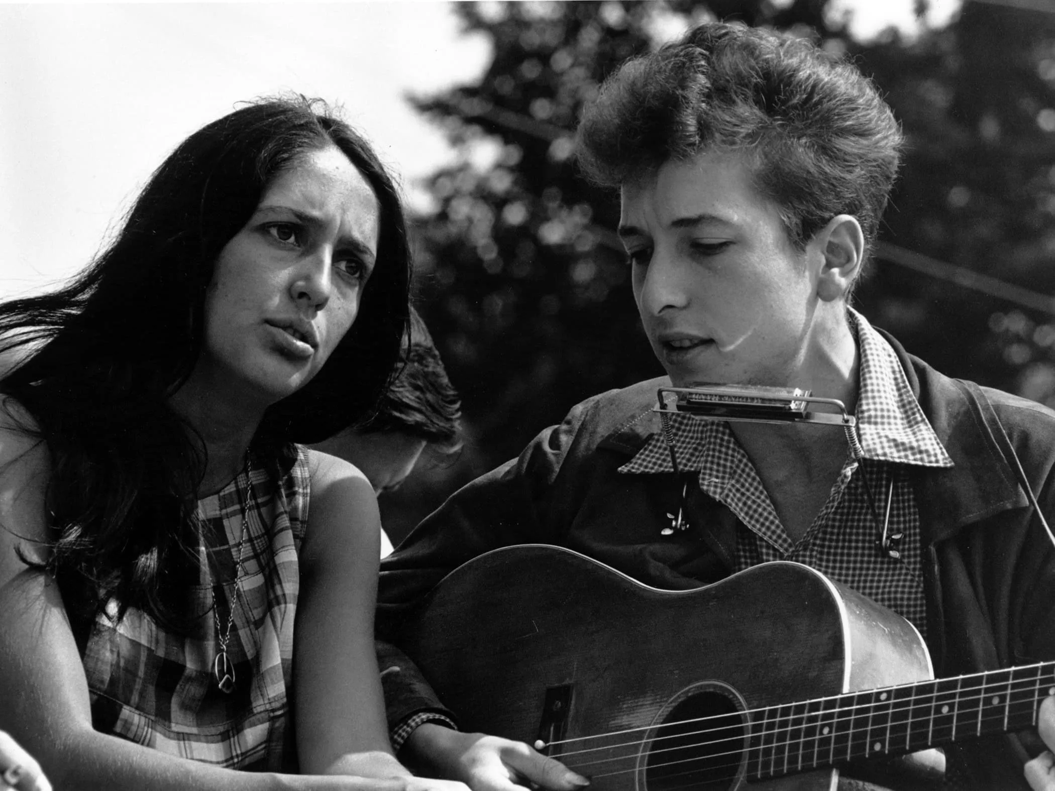 Joan Baez Bob Dylan - Image by Rowland Scherman Public domain via Wikimedia Commons