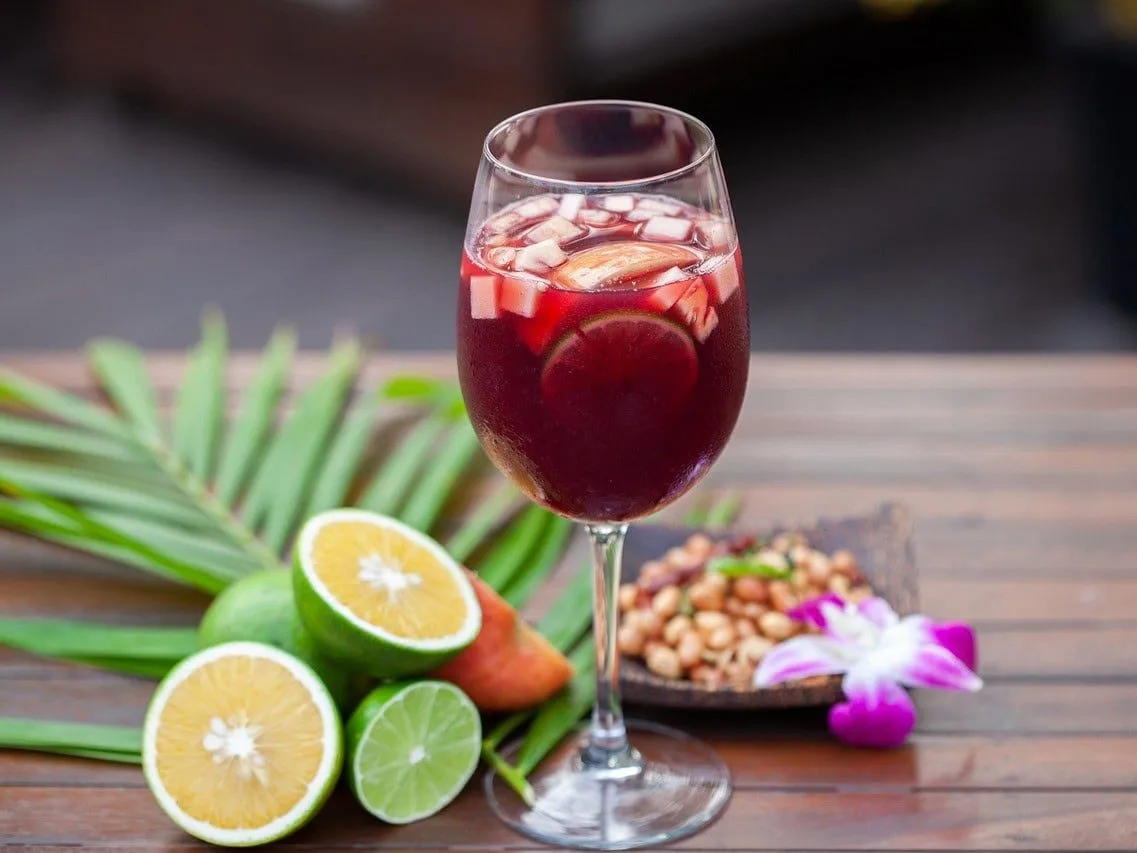 Sangria Spain - Image by Kan Chansathya on Pixabay
