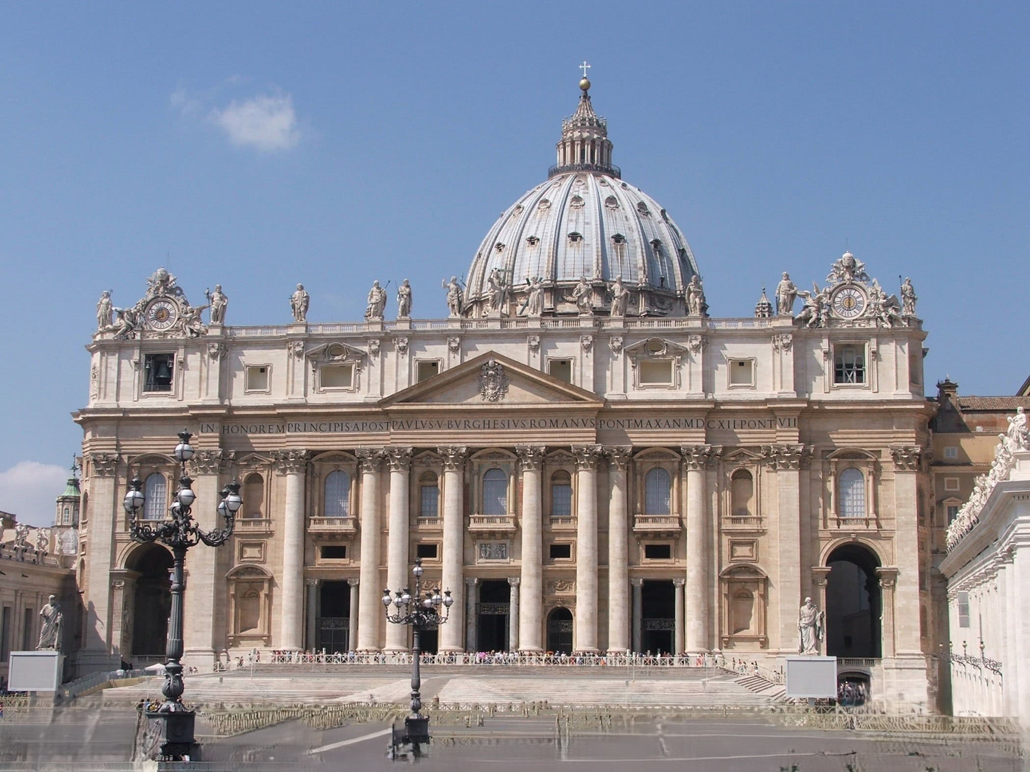 St Peters Basilica - Image by Holidays Beckon