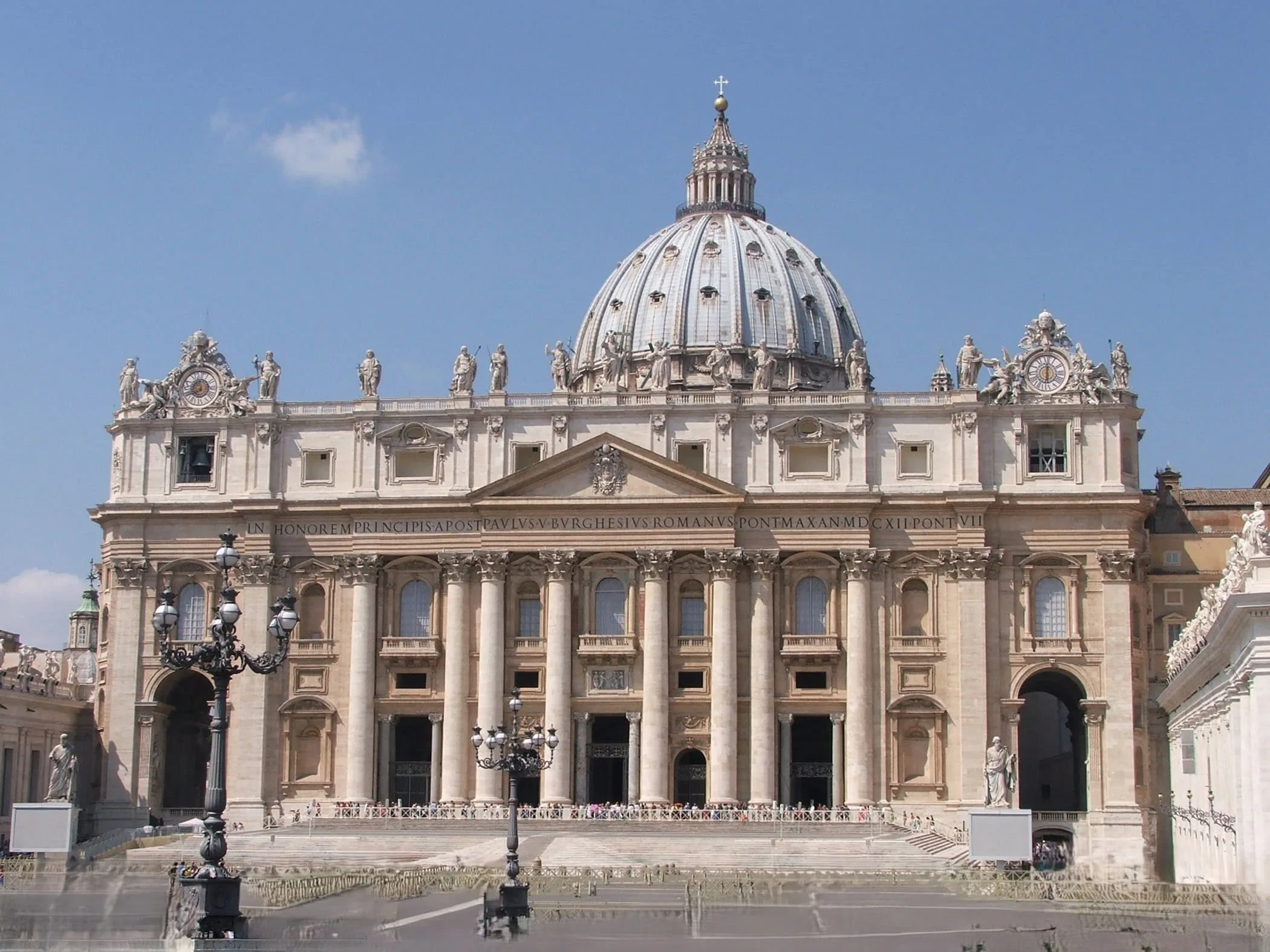 St Peters Basilica - Image by Holidays Beckon