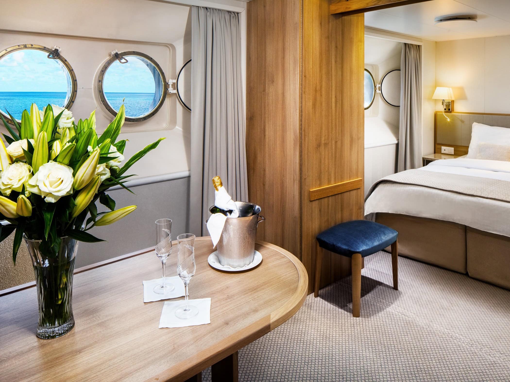 Commodore Suite Deck 2