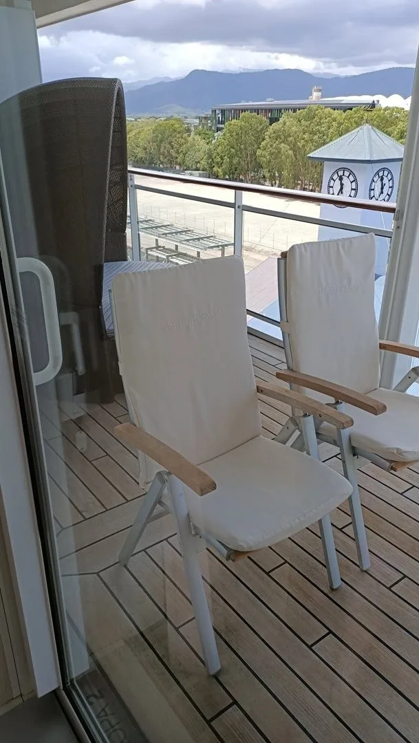Family Apartment Twin Balcony