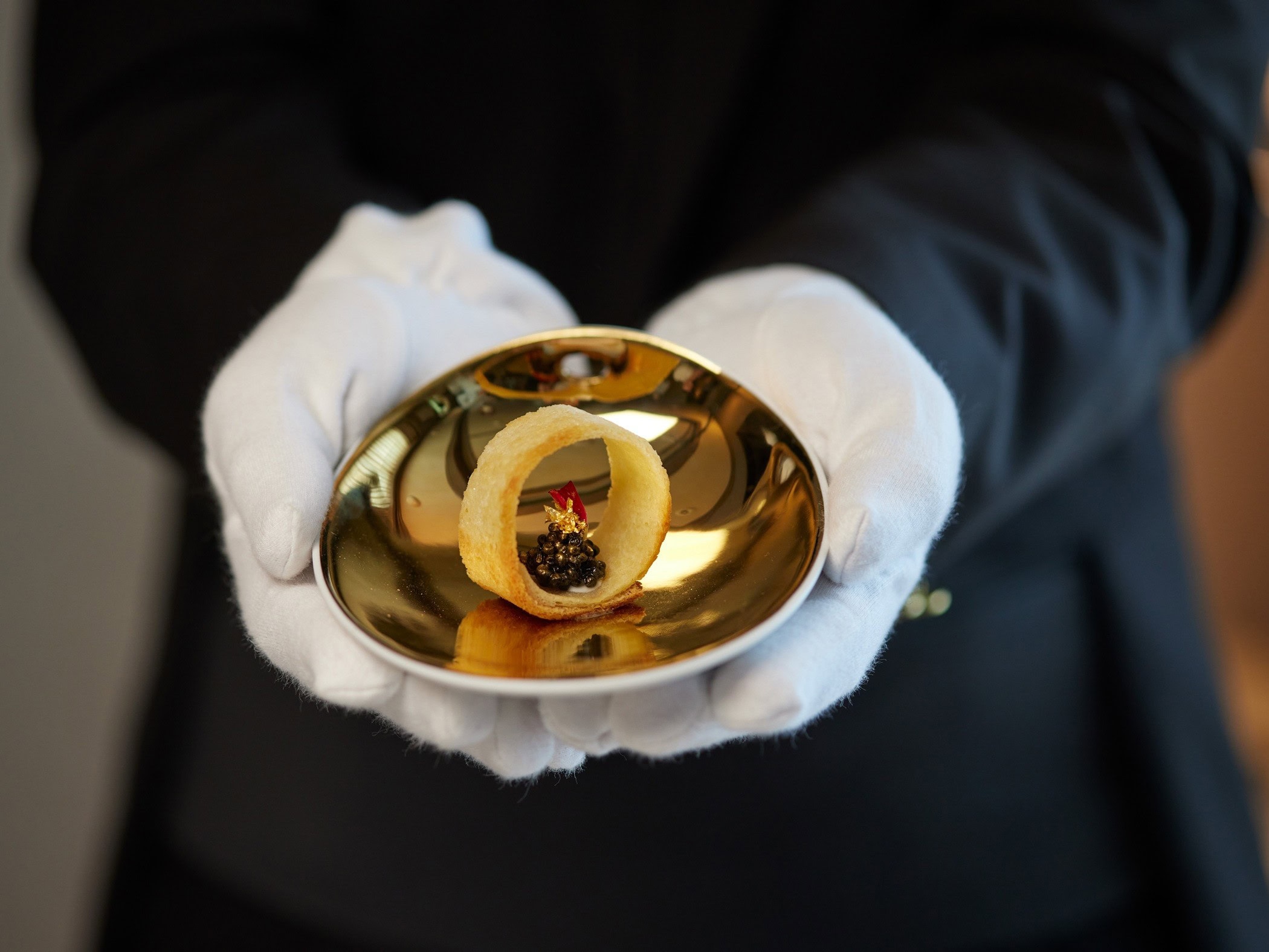 Silver Dawn Suite Butler