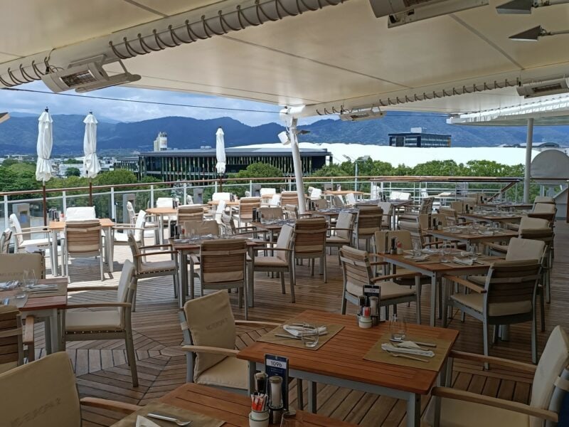 Yacht Club Outdoor Seating