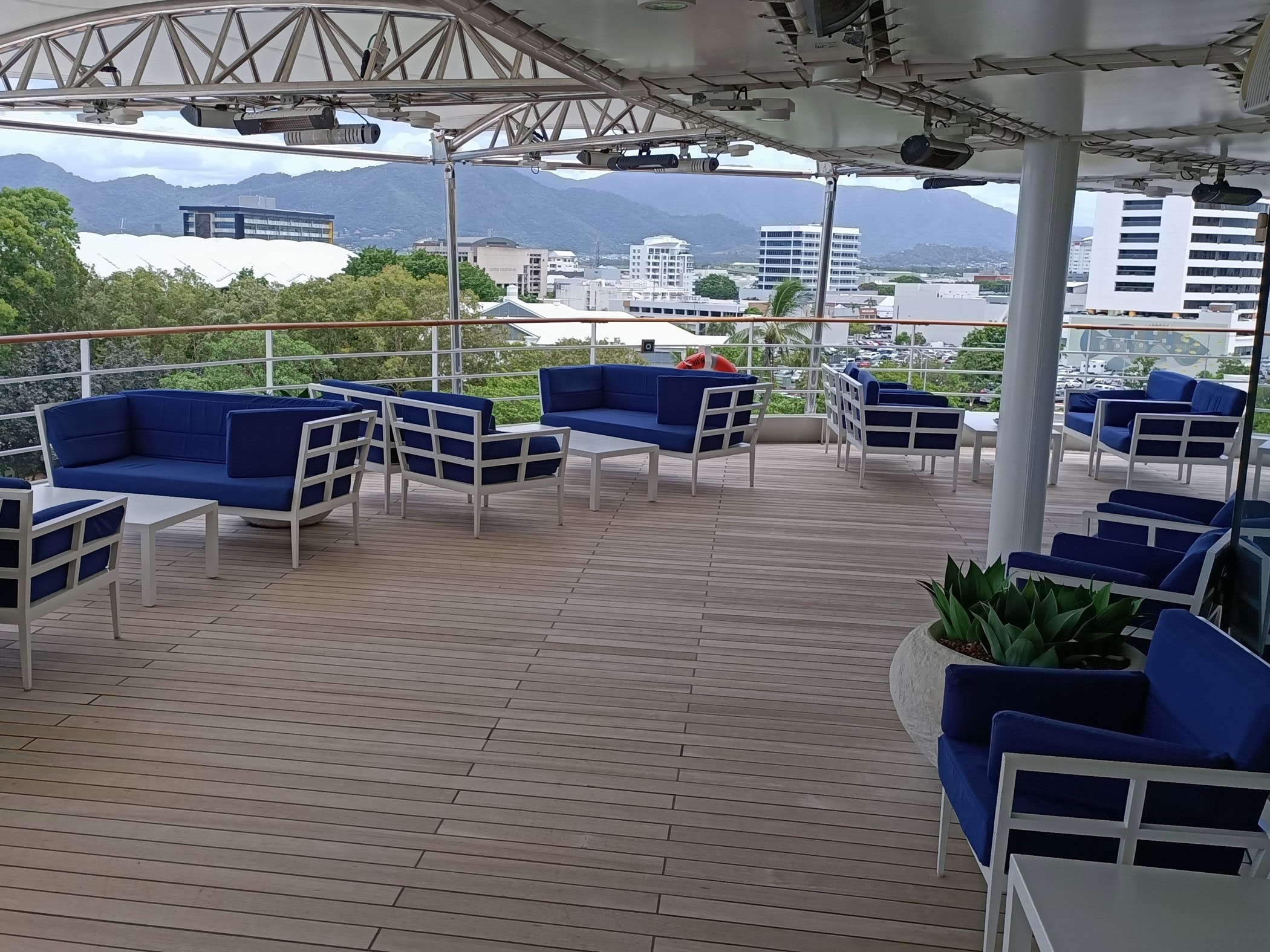 Silver Muse - Panorama Lounge Outdoor Seating