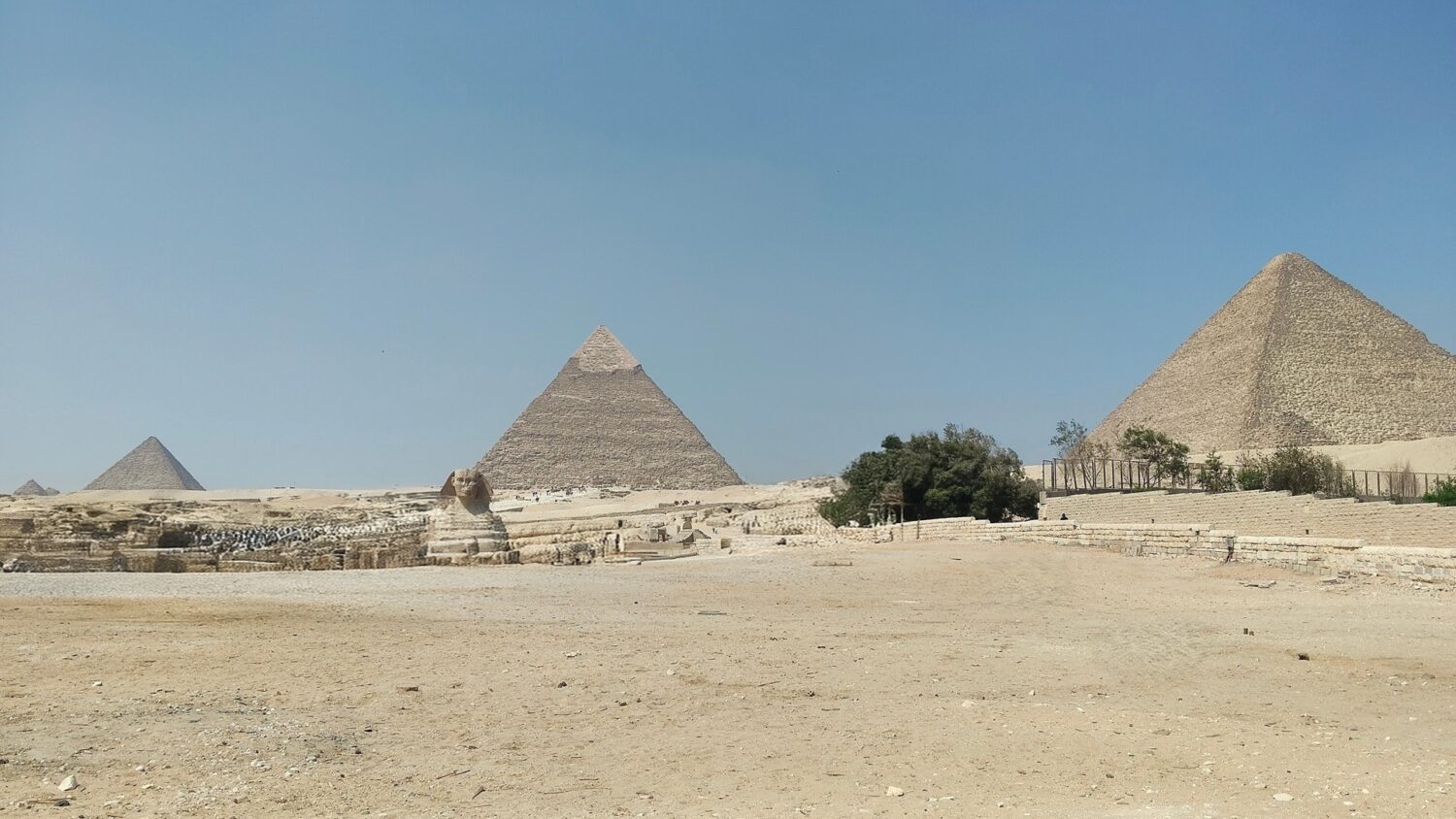 Sphinx & Pyramids Giza Plateau - Image by Holidays Beckon