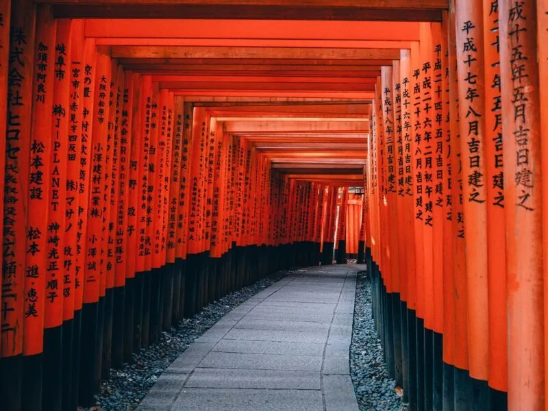 Fushimi Inari Trail - Kyoto - Image by Lin Mei on Unsplash