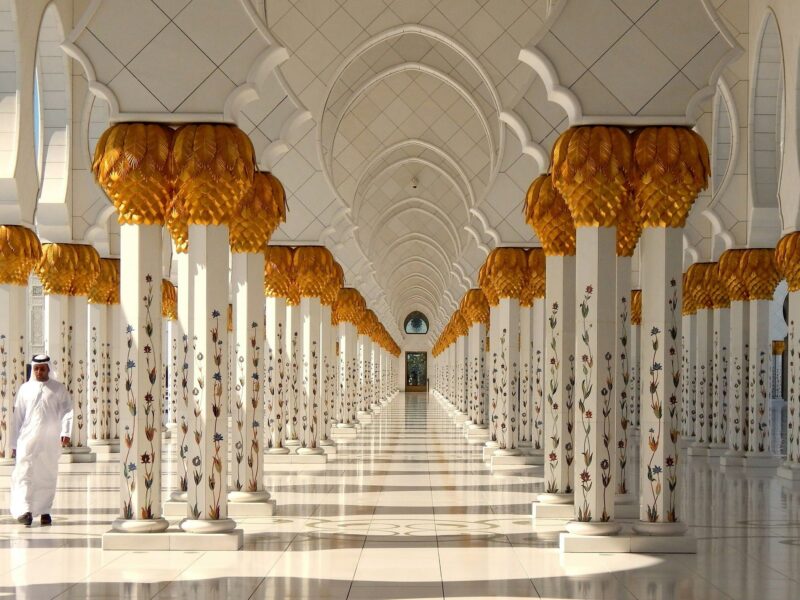 Sheikh Zayed Grand Mosque Abu Dhabi - Image by Charles Betito Filho on Unsplash