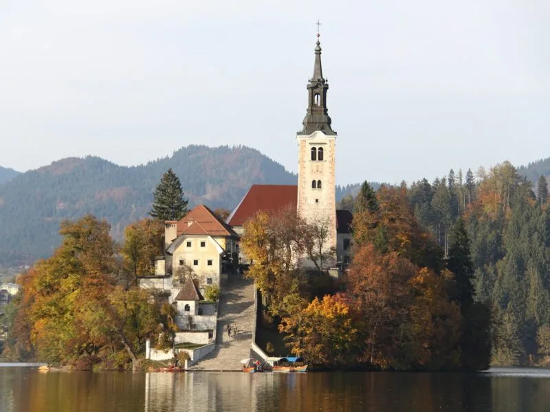 Lake Bled Architecture - Image by InakiInako on Pixabay