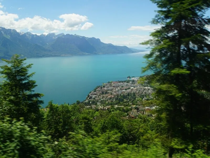 Elevated view of Montreux and Lac Léman